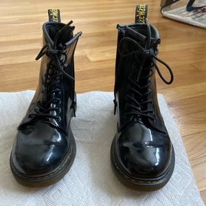 Big Kids Dr. Martens 1460 Patent Leather Boots (Black)